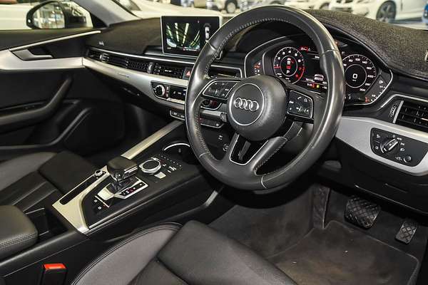 2019 Audi A4 45 TFSI S line B9
