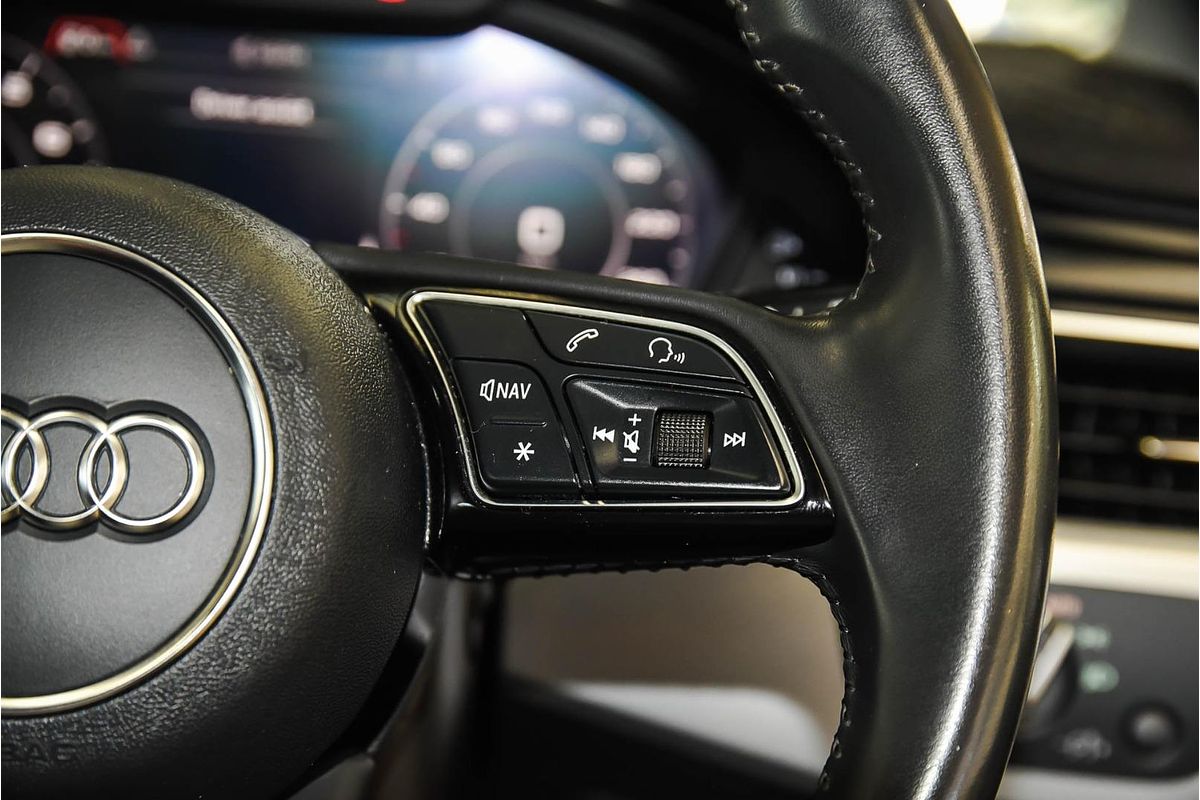 2019 Audi A4 45 TFSI S line B9