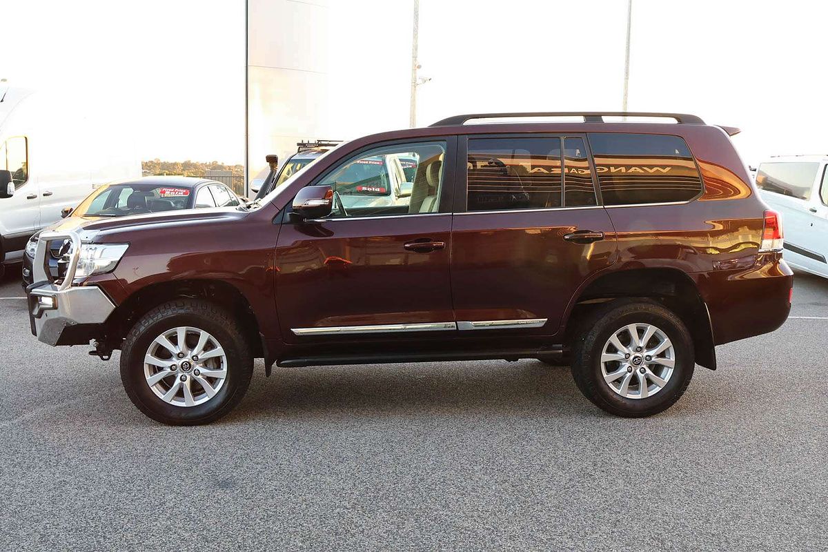 2019 Toyota Landcruiser Sahara VDJ200R