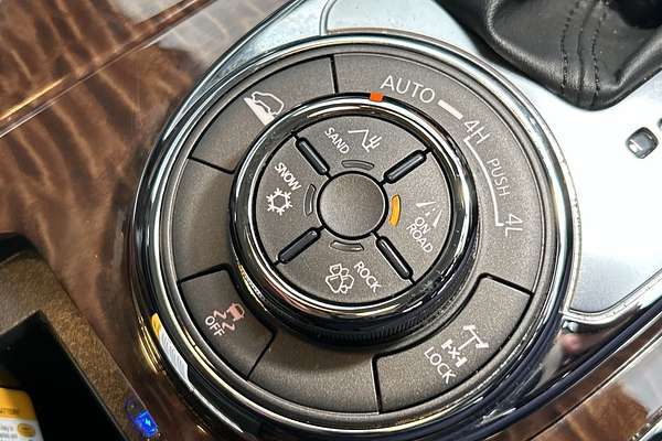 2024 Nissan Patrol Ti Y62