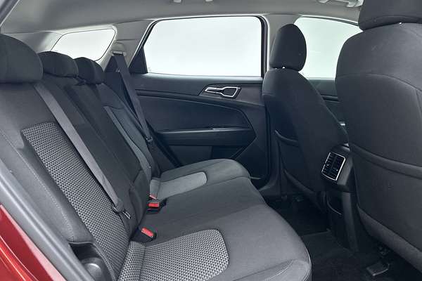 2022 Kia Sportage S NQ5