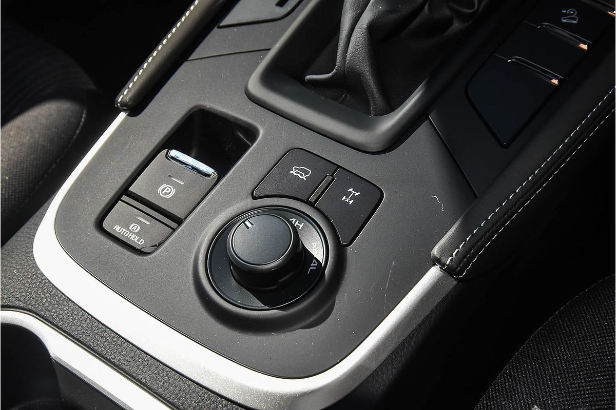 2025 Isuzu MU-X LS-M