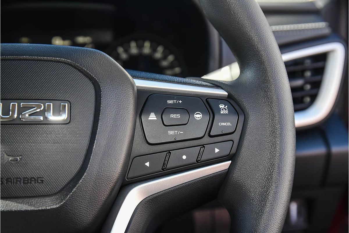 2025 Isuzu MU-X LS-M