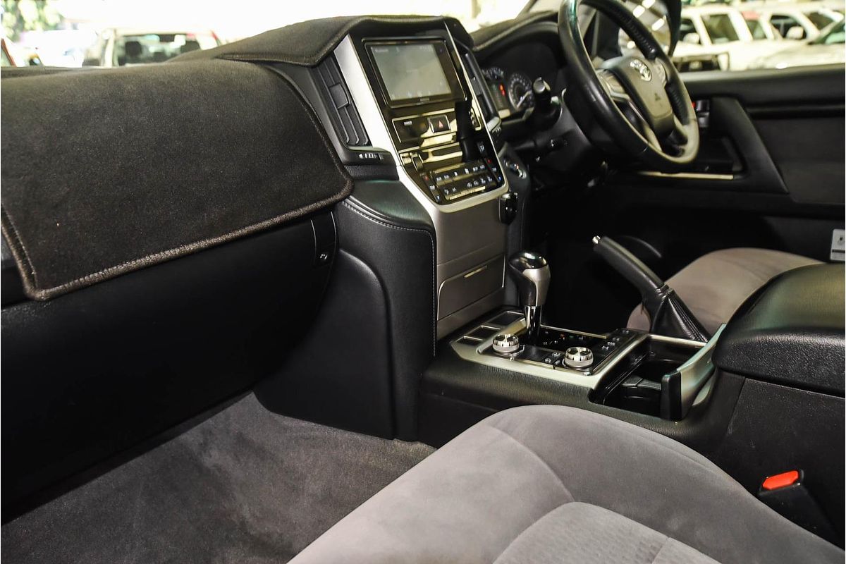 2016 Toyota Landcruiser GXL VDJ200R