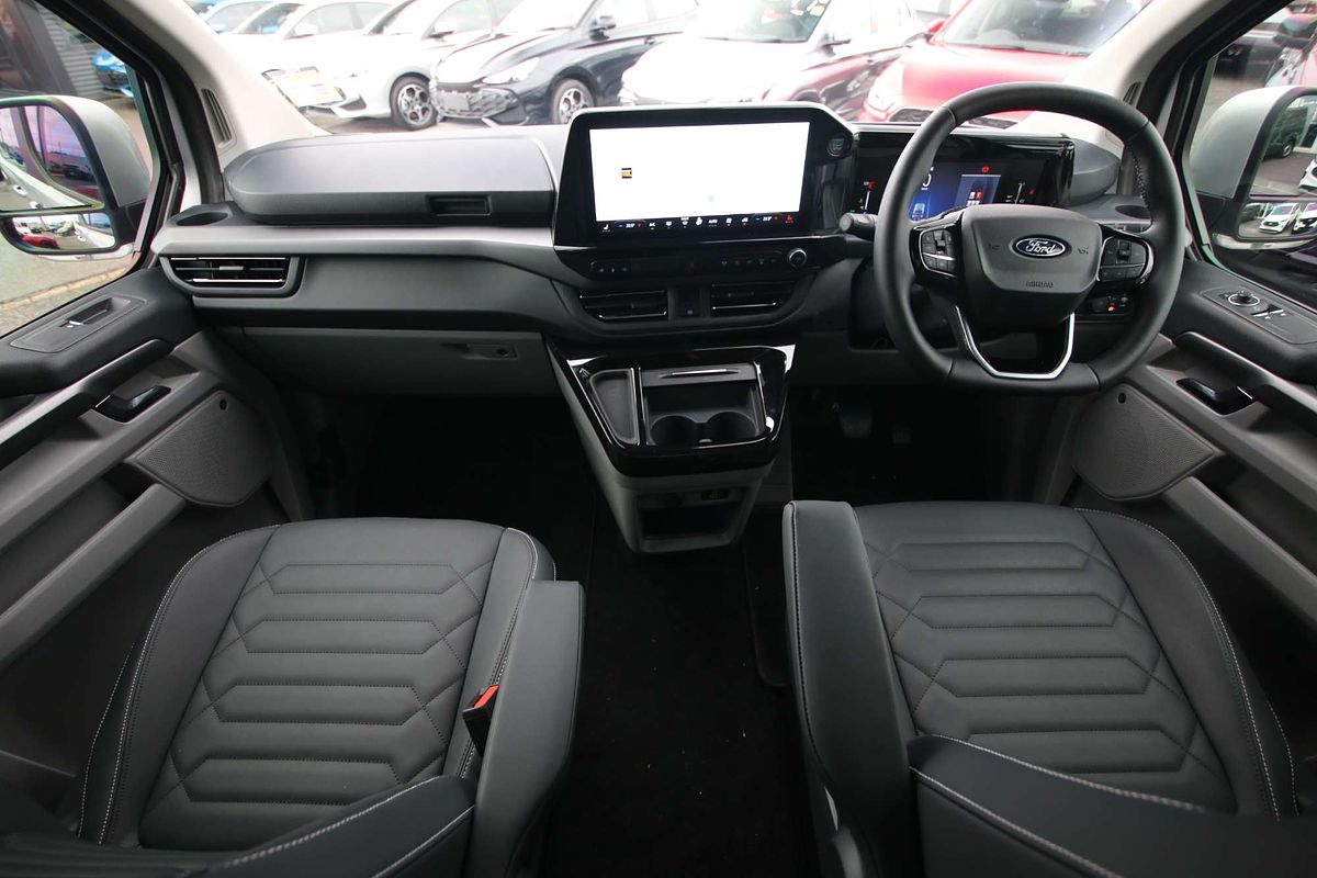 2024 Ford Tourneo Titanium X AV SWB