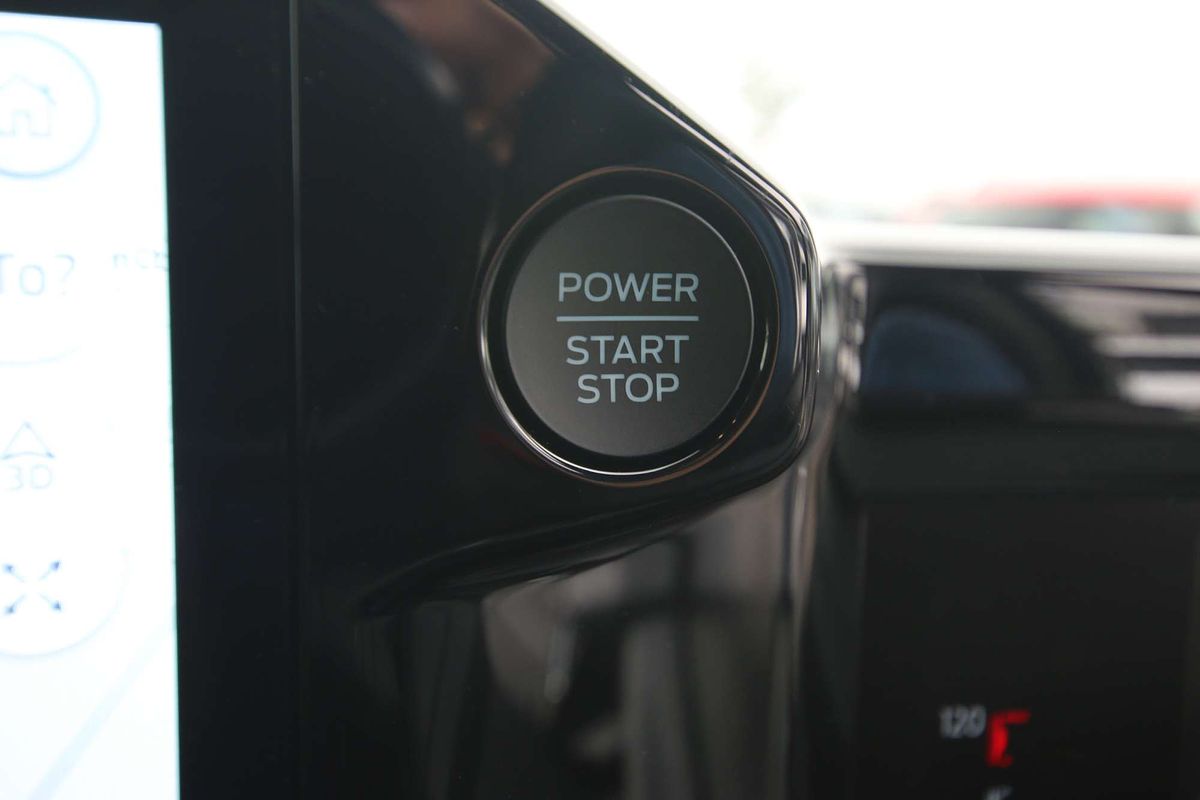 2024 Ford Tourneo Titanium X AV SWB