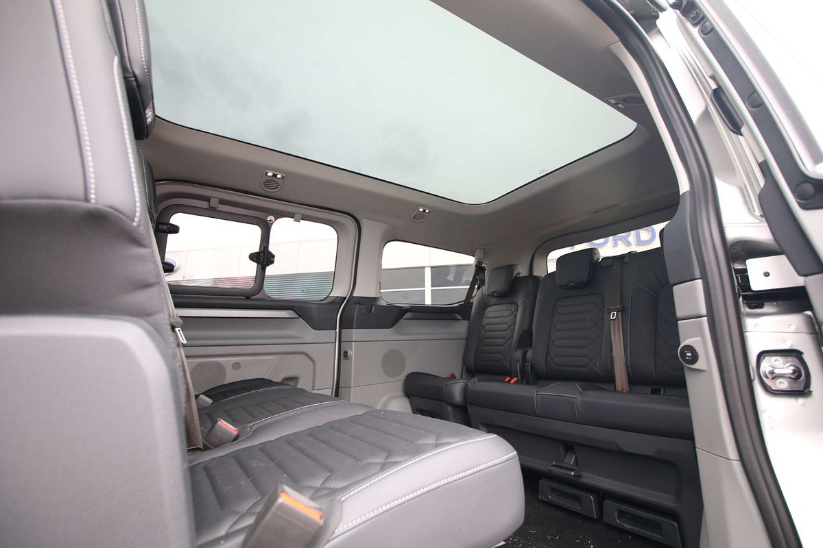 2024 Ford Tourneo Titanium X AV SWB