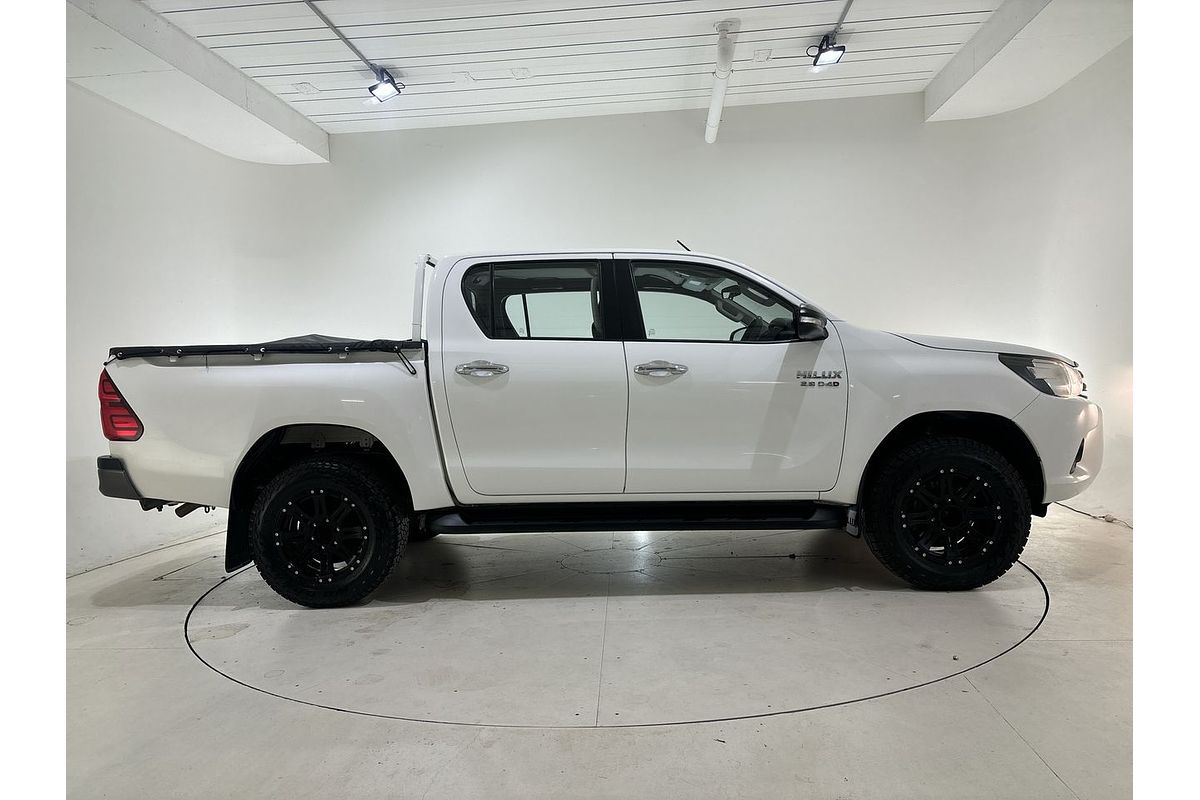 2015 Toyota Hilux SR GUN126R 4X4