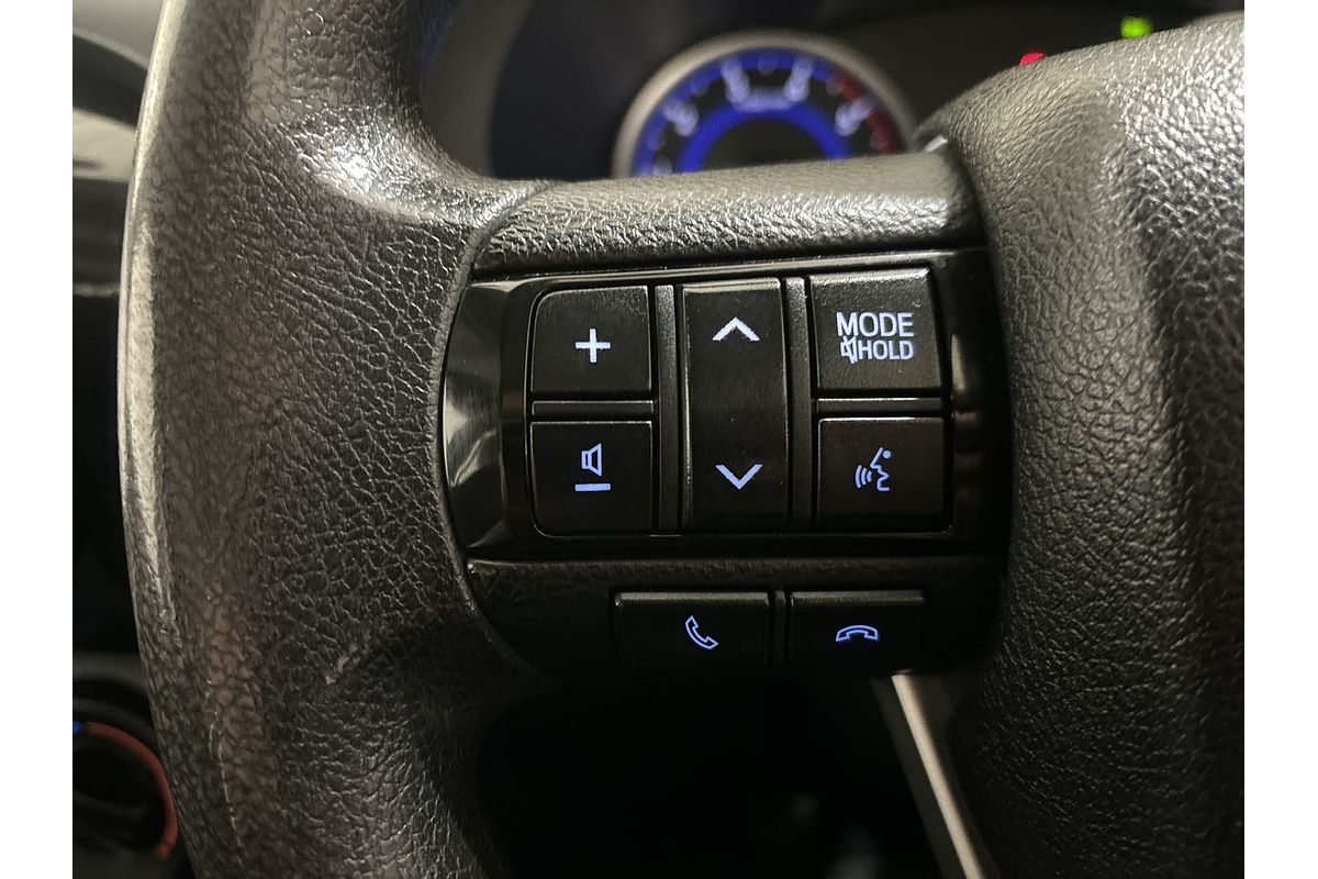 2015 Toyota Hilux SR GUN126R 4X4