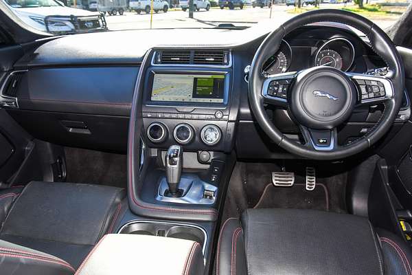 2017 Jaguar E-PACE P250 R-Dynamic First Edition X540