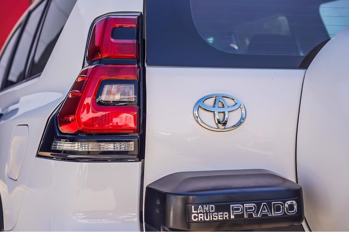 2022 Toyota Landcruiser Prado GX GDJ150R