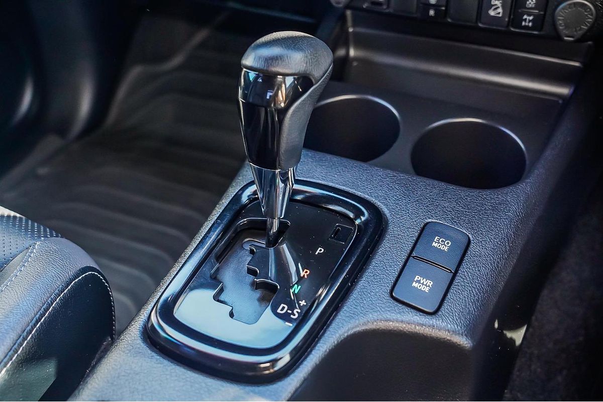 2020 Toyota Hilux Rugged X GUN126R 4X4