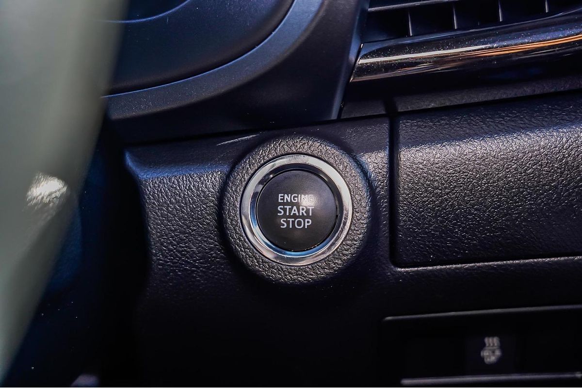 2020 Toyota Hilux Rugged X GUN126R 4X4