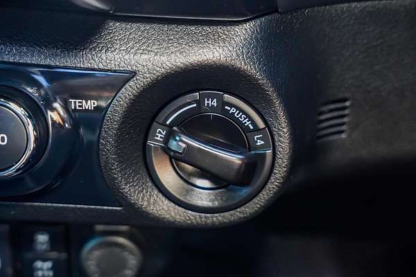 2020 Toyota Hilux Rugged X GUN126R 4X4