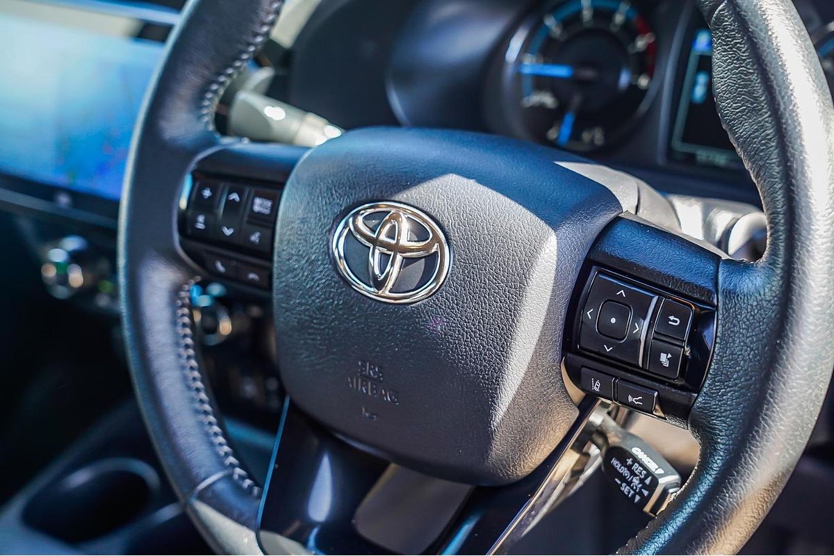 2020 Toyota Hilux Rugged X GUN126R 4X4