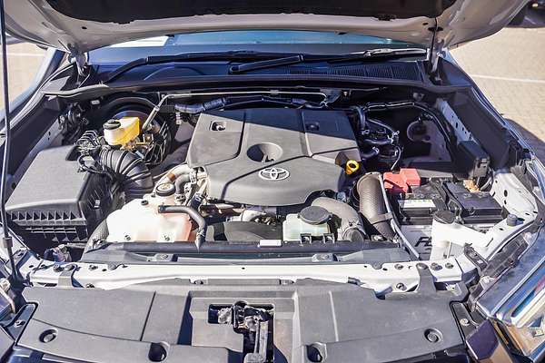 2020 Toyota Hilux Rugged X GUN126R 4X4