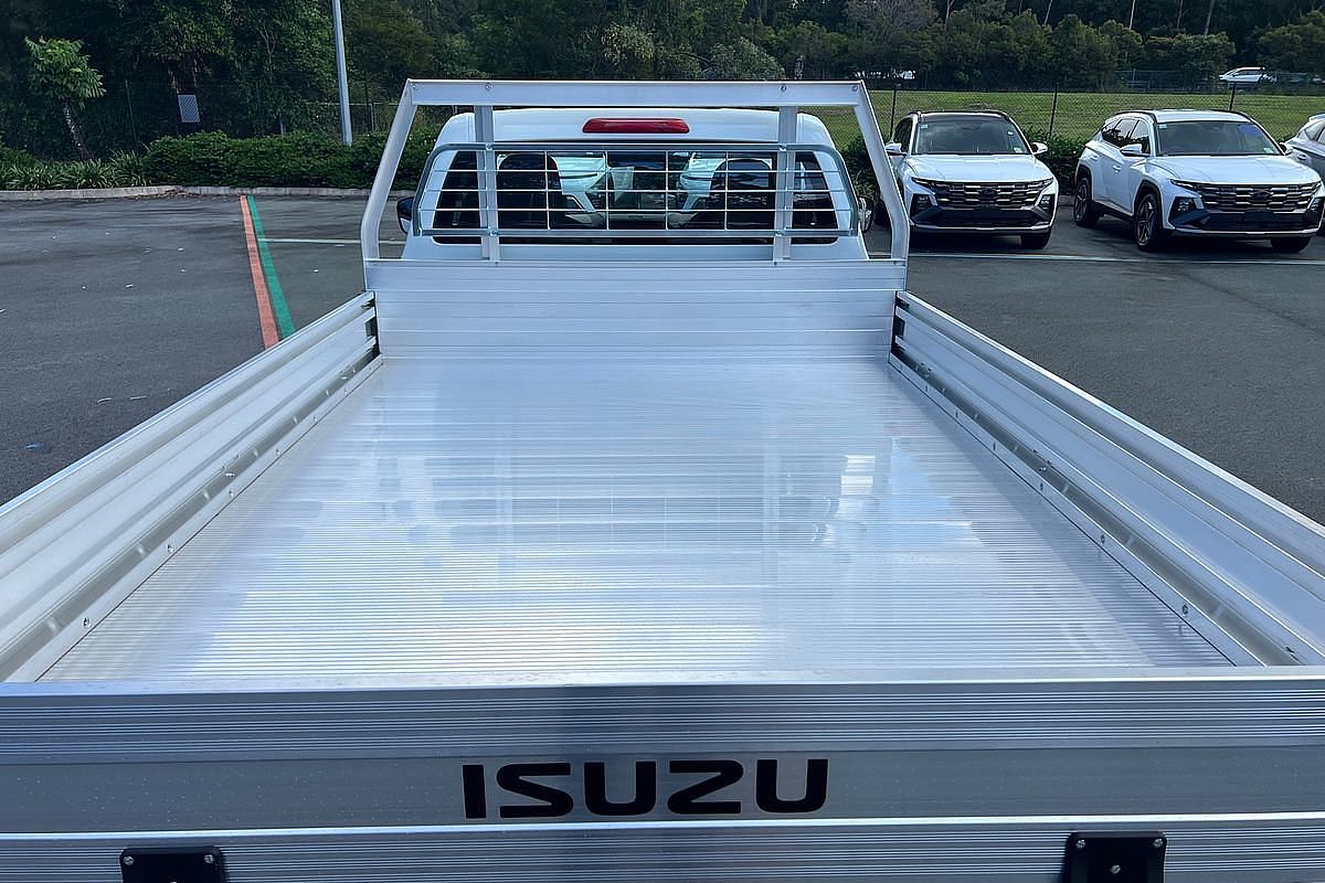 2024 Isuzu D-MAX SX High Ride Rear Wheel Drive