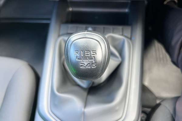 2024 Isuzu D-MAX SX High Ride Rear Wheel Drive
