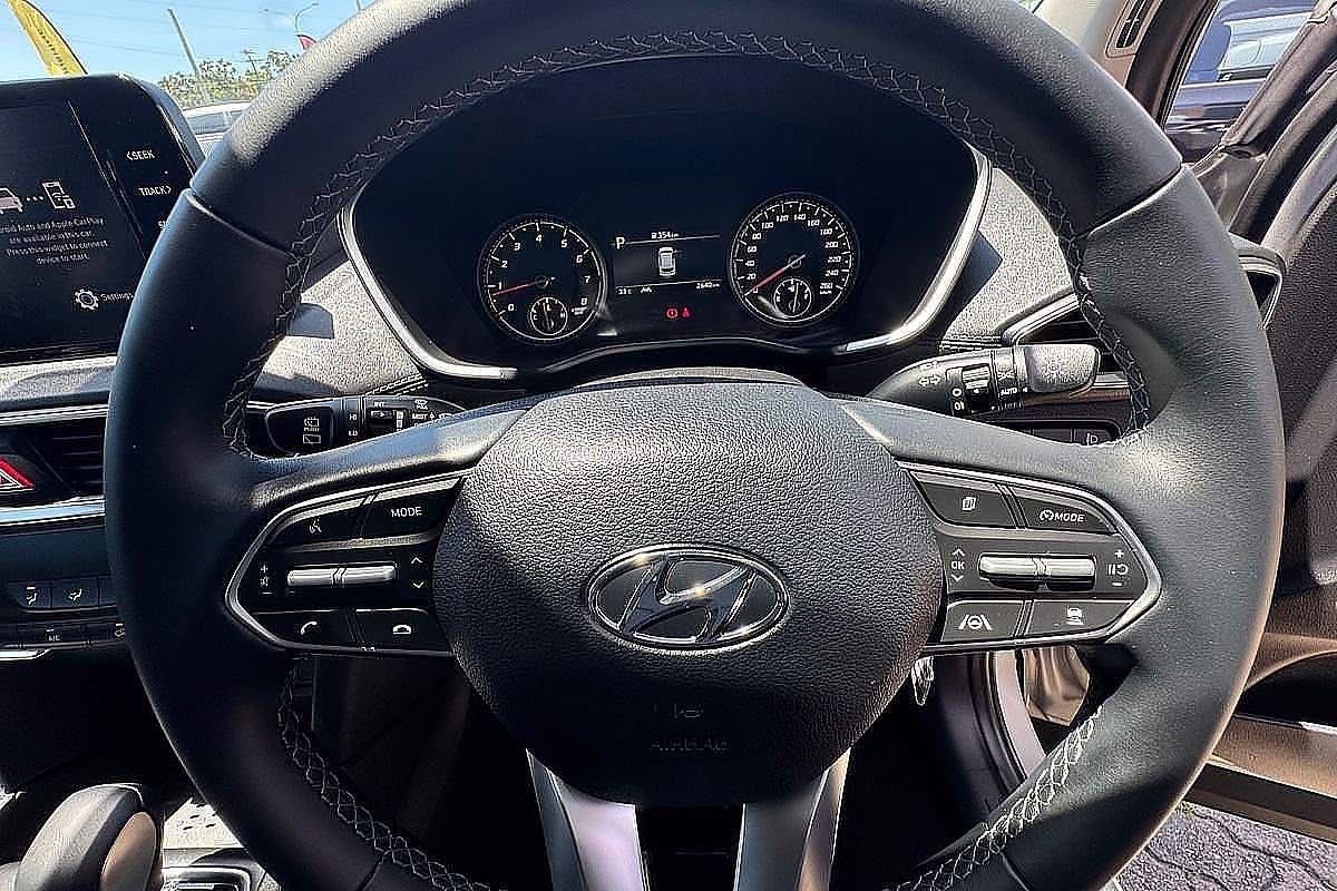 2023 Hyundai Santa Fe Active TM.V4