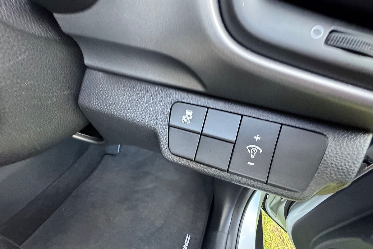 2023 Kia Stonic S YB