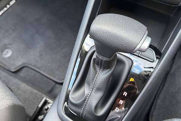 2023 Kia Stonic S YB
