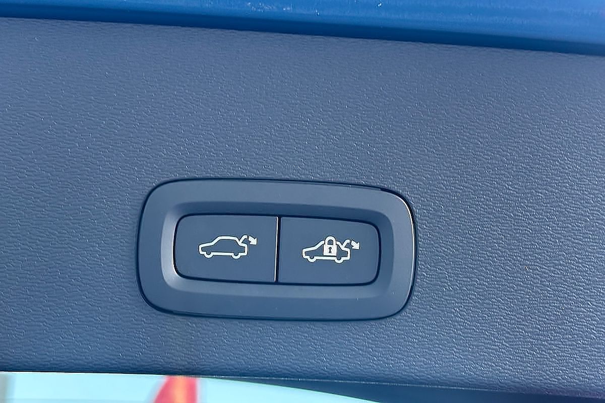 2023 Volvo C40 Recharge Twin