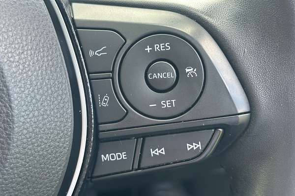 2020 Toyota RAV4 Edge AXAA54R