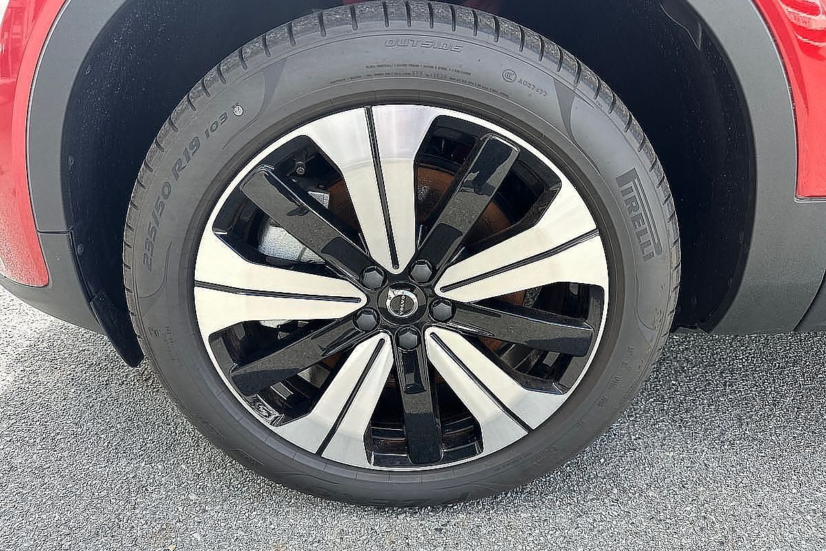 2023 Volvo C40 Recharge