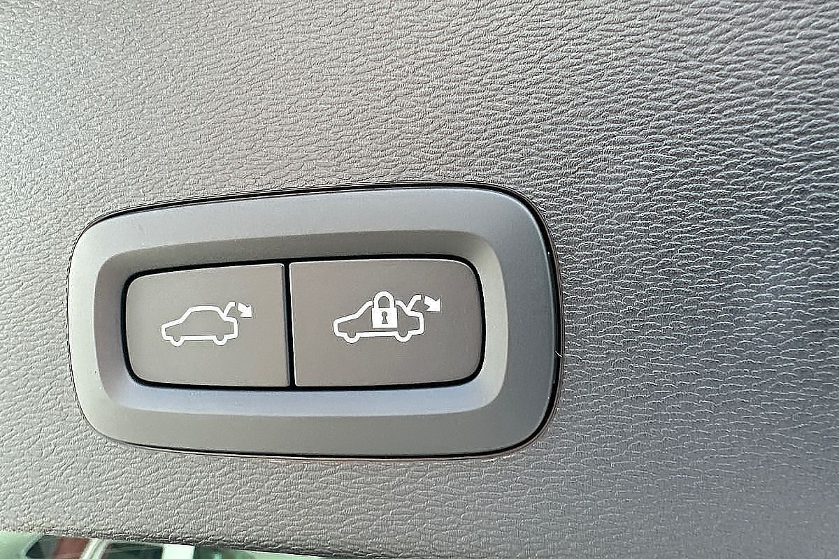 2023 Volvo C40 Recharge