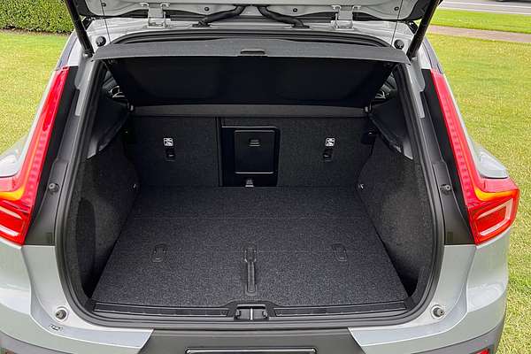 2023 Volvo XC40 Recharge Twin Pure Electric