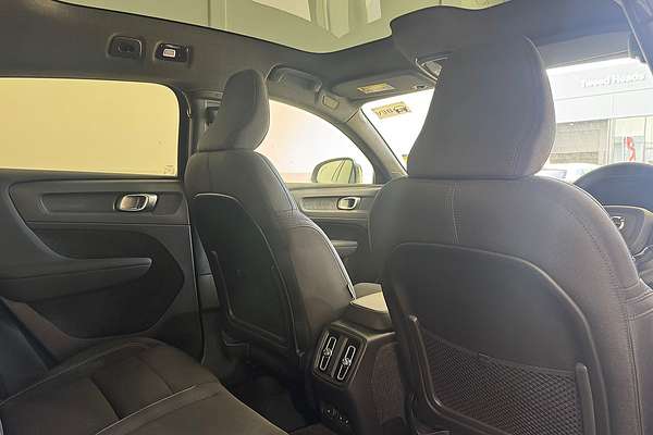 2023 Volvo C40 Recharge
