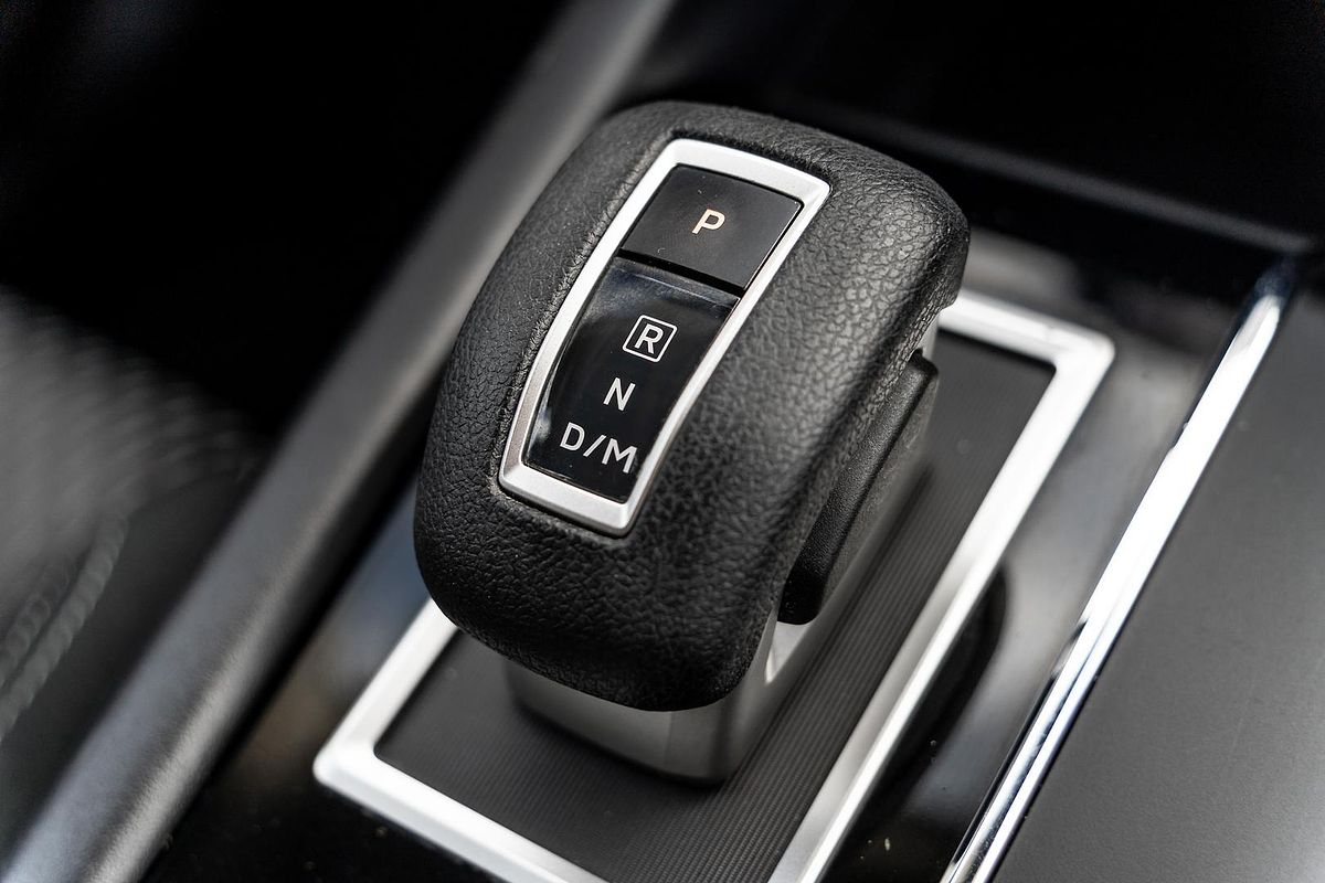 2023 Mitsubishi Outlander ES ZM