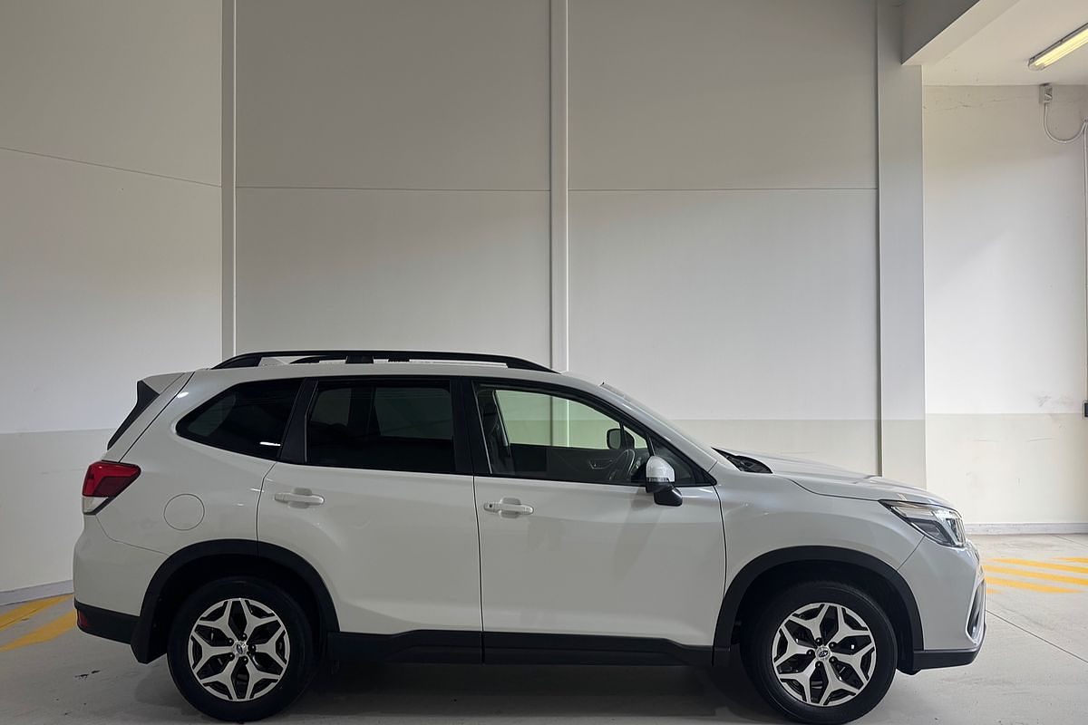2021 Subaru Forester 2.5i S5