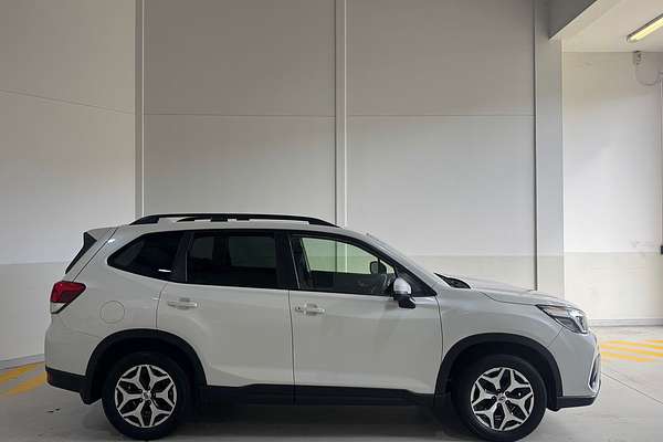 2021 Subaru Forester 2.5i S5