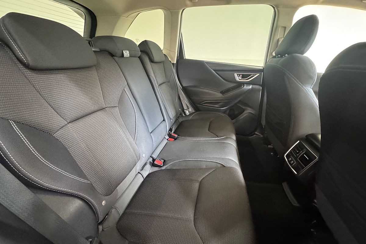 2021 Subaru Forester 2.5i S5