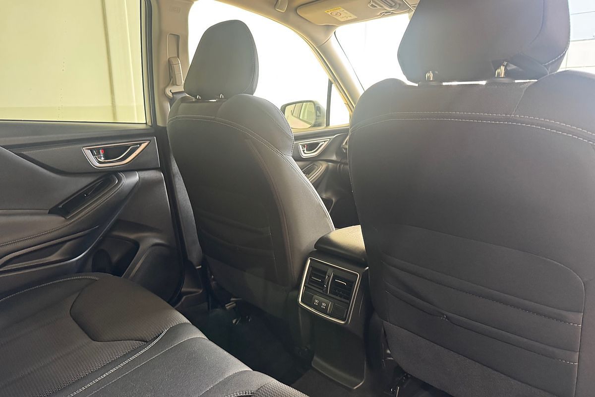 2021 Subaru Forester 2.5i S5