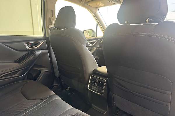 2021 Subaru Forester 2.5i S5