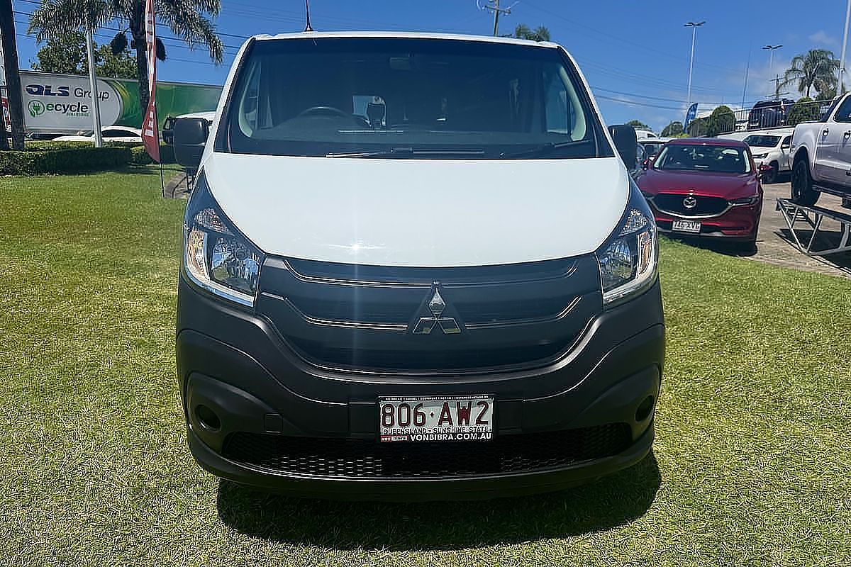 2020 Mitsubishi Express GLX SN LWB