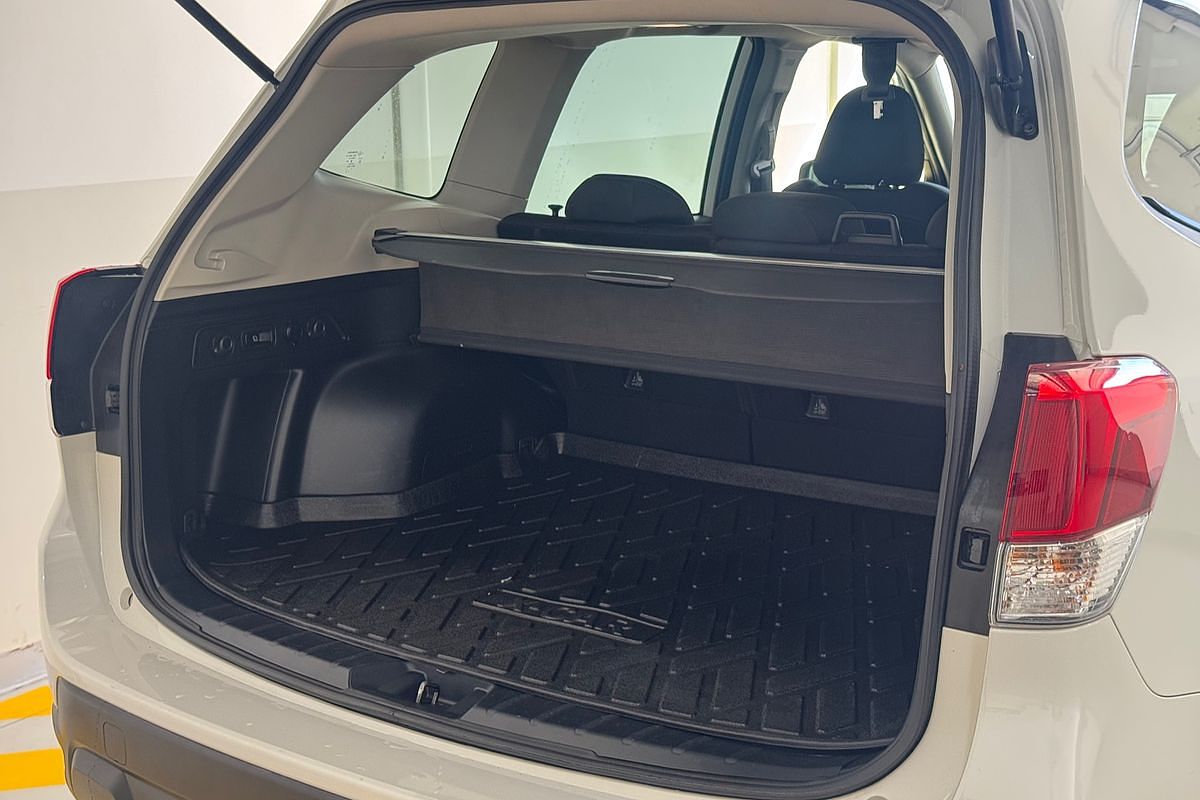 2021 Subaru Forester 2.5i S5