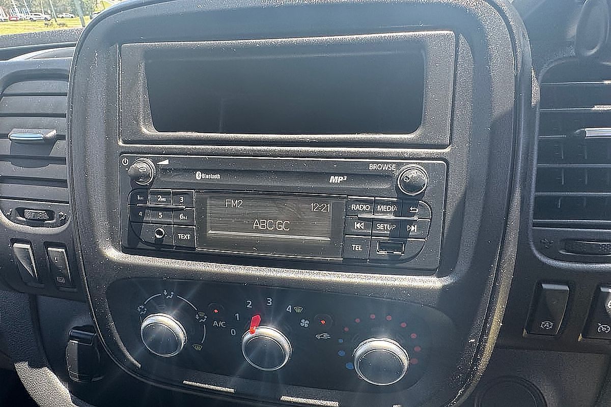 2020 Mitsubishi Express GLX SN LWB