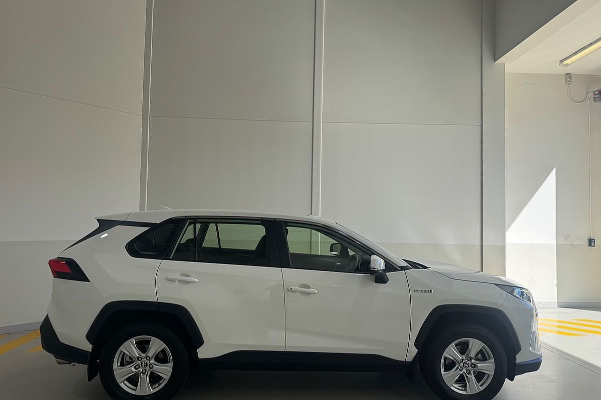 2021 Toyota RAV4 GX AXAH52R