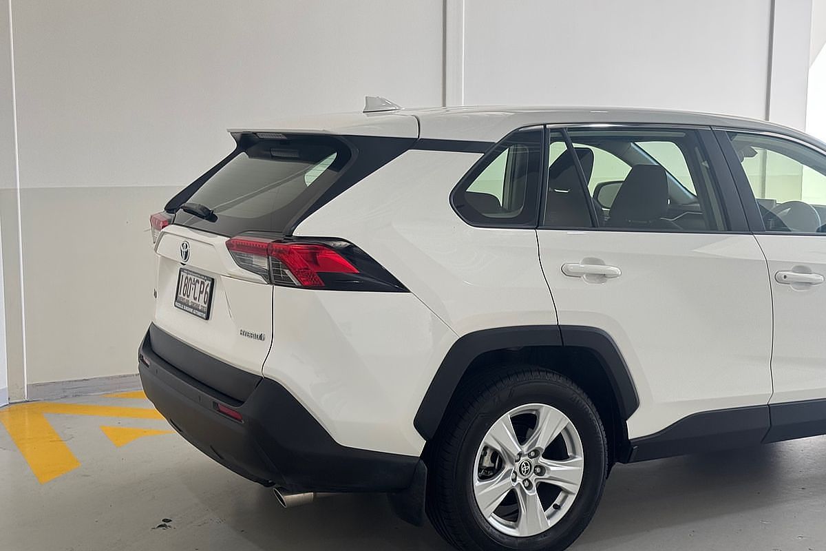 2021 Toyota RAV4 GX AXAH52R