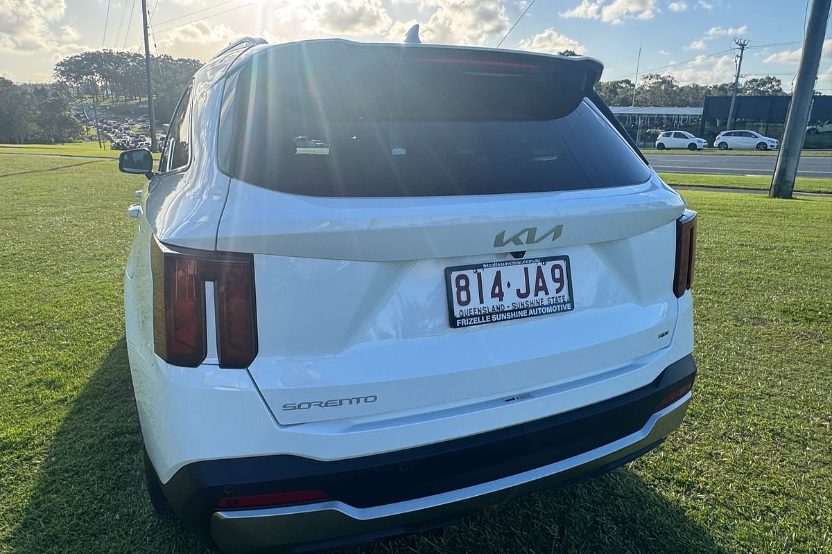 2023 Kia Sorento S MQ4