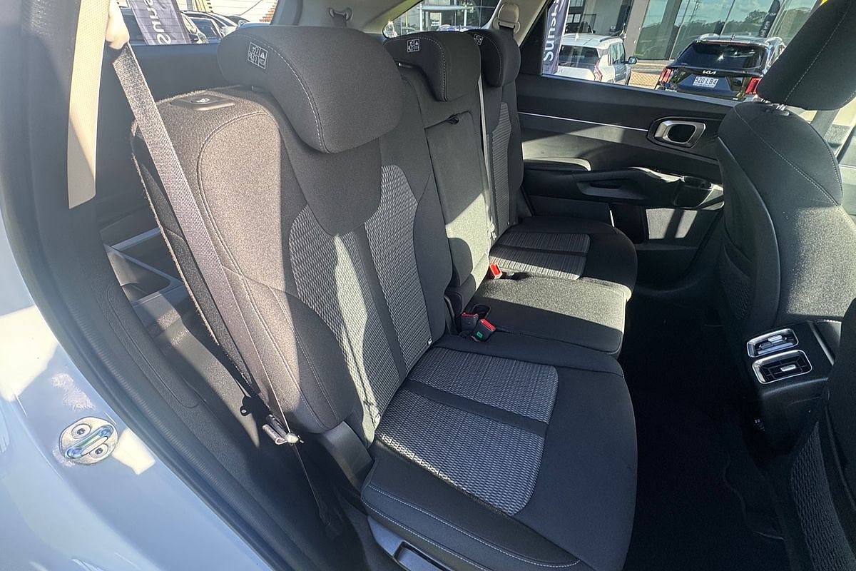 2023 Kia Sorento S MQ4