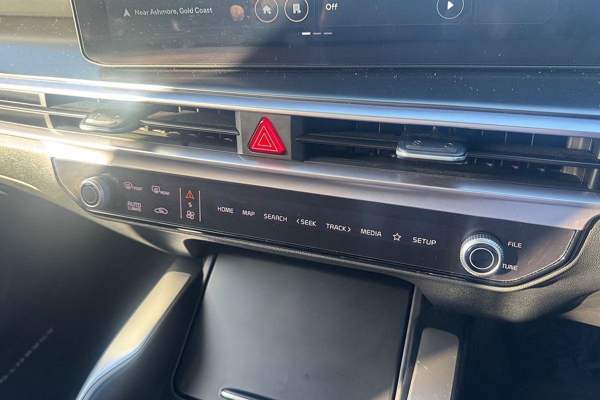 2023 Kia Sorento S MQ4