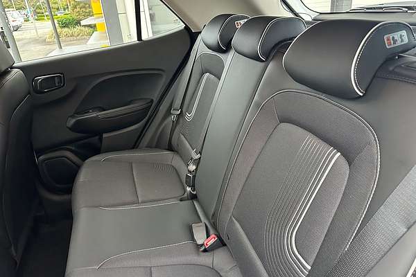 2024 Hyundai Venue Active QX.V5