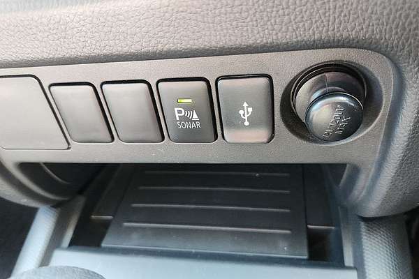 2020 Mitsubishi Triton GLX MR 4X4