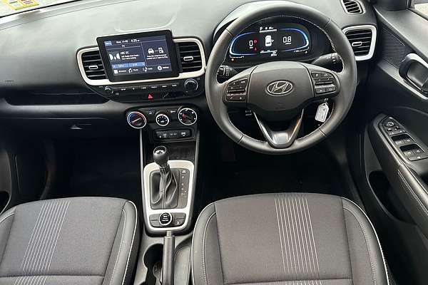 2024 Hyundai Venue Active QX.V5