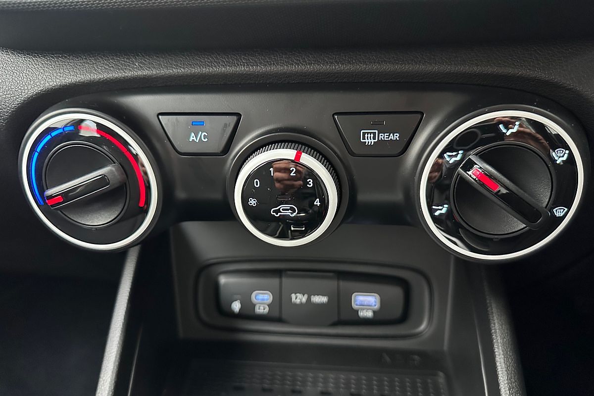2024 Hyundai Venue Active QX.V5