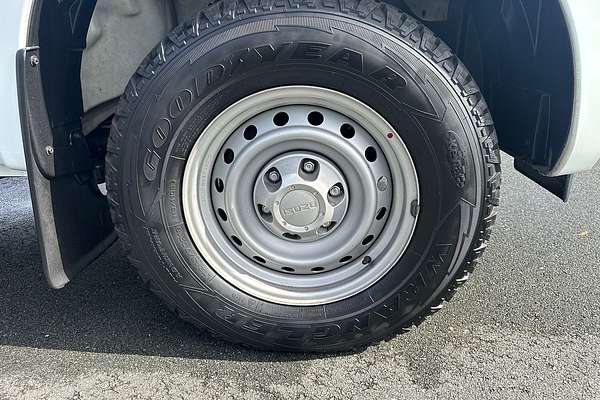 2018 Isuzu D-MAX SX High Ride Rear Wheel Drive